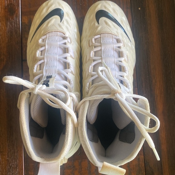 Men’s white Nike force savage pro football cleats - Picture 7 of 11